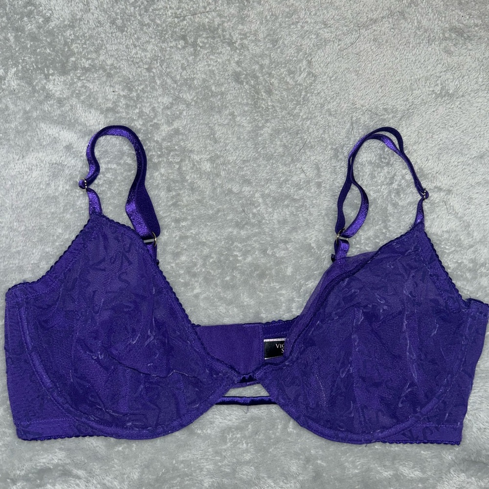 Victoria’s Secret Low Cut Demi Bra